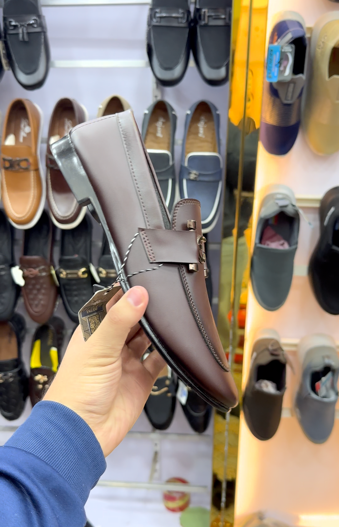 Shady Brown S Buckle Premium Loafer | With Soft Padding And Sole